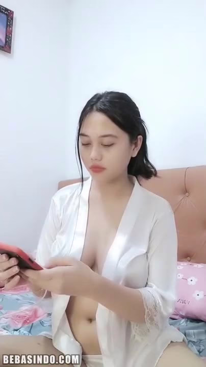Watch Indo Miya Toket Gede Mulus Live