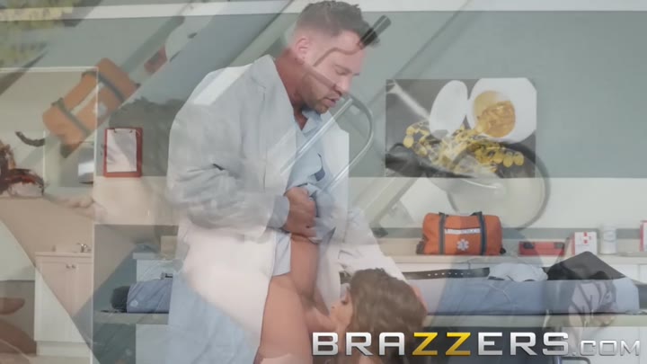 Watch Brazzers Riley Reid gets stretched out by doctor