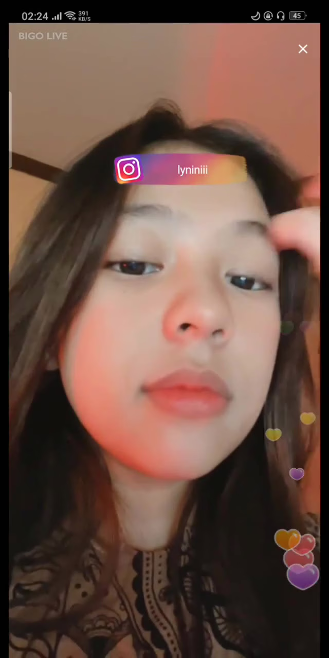 Watch Seductive lyninii live show