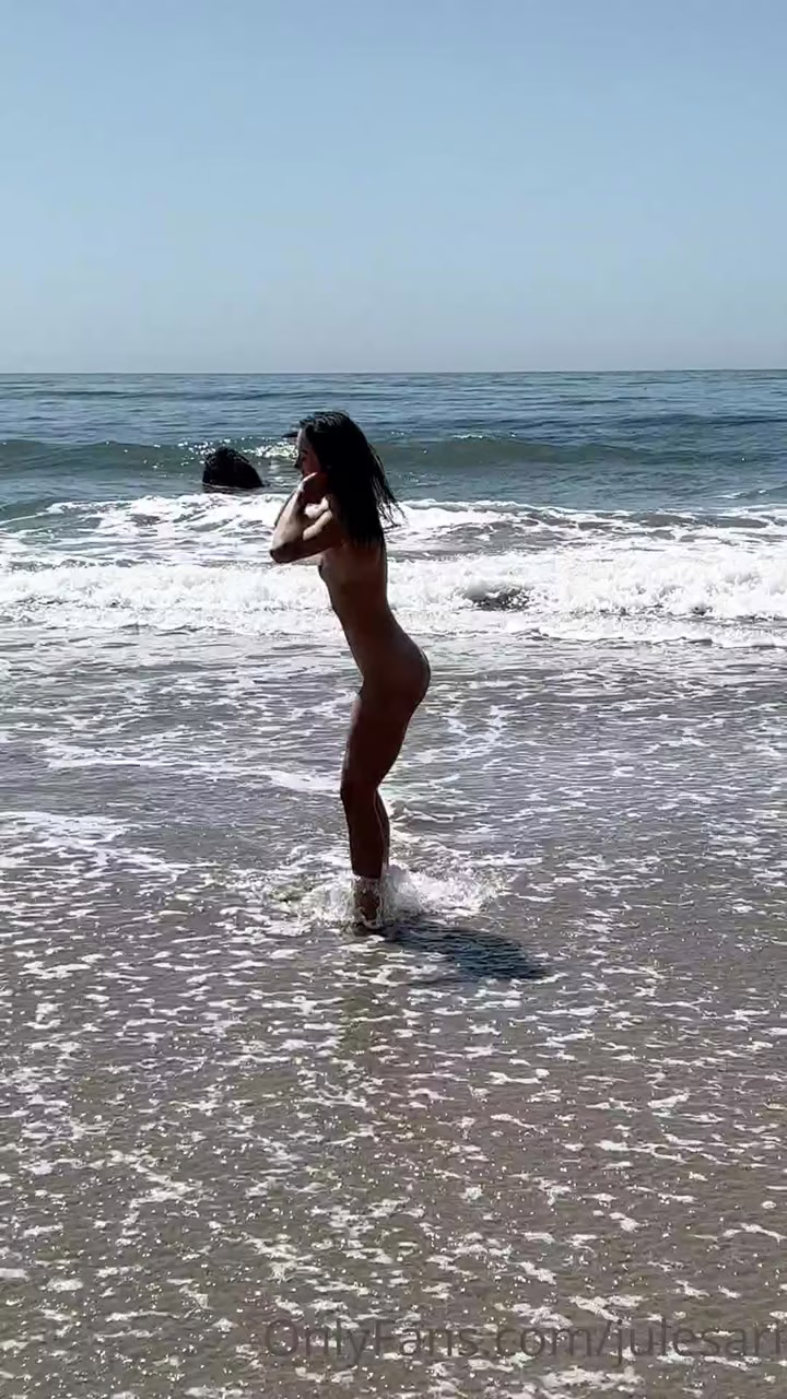Watch julesari Onlyfans leak video 12