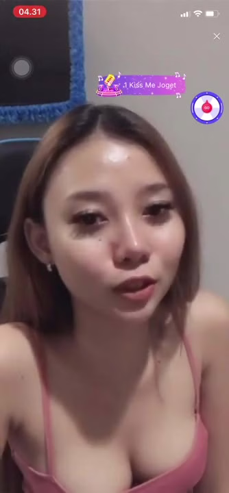 Watch [ICHAA] Bigo Live Where the Cleavage