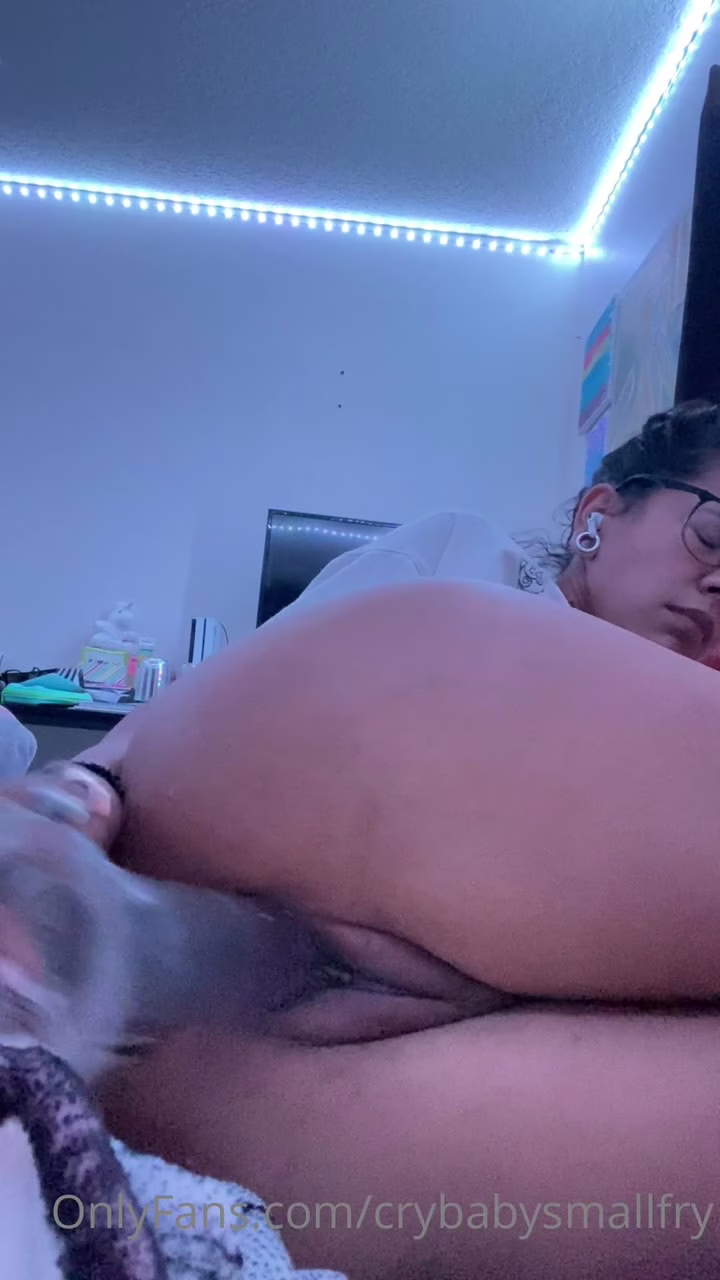 Watch CryBabysMallFry Hot Onlyfans Leaked Video 56