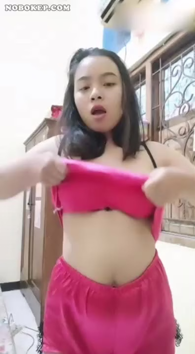 Watch Bokep Indo ABG Tiktok Putry Gemoy Omek Dildo
