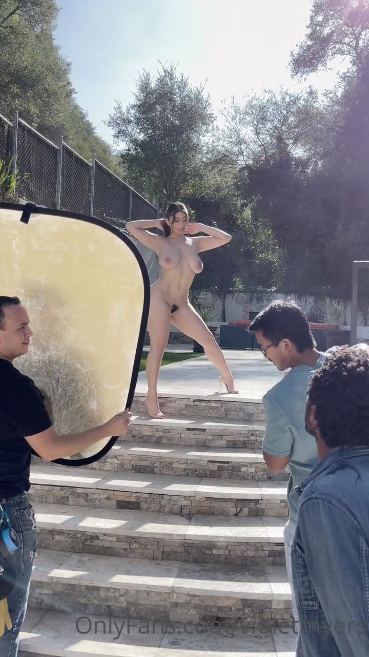 Watch Violet Myers Onlyfans Leaked Video 7
