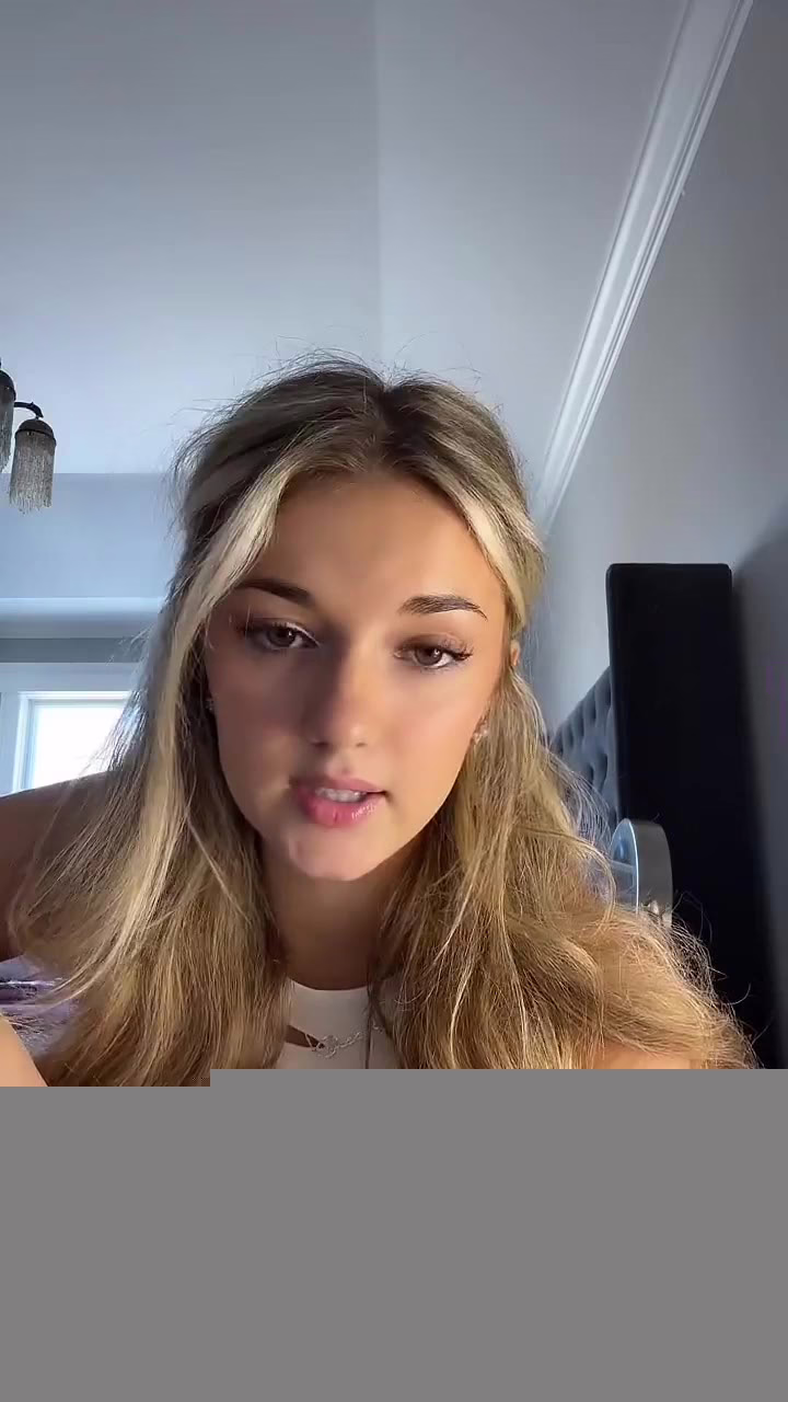 Watch Breckie Hill’s Leaked Live Show Sensation