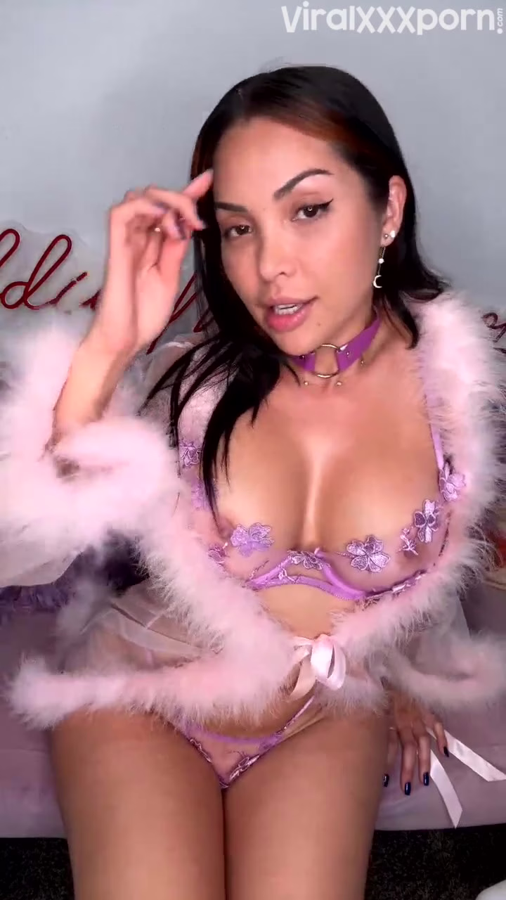 Watch Maddy Belle Exposed Horny Nipples and Playing Pussy Video