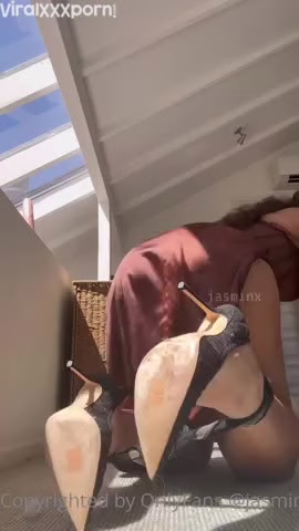 Watch Jasminx Strip Tease and Fucking Dildo in Honeyed Cunt Till Squirt Onlyfans Leak
