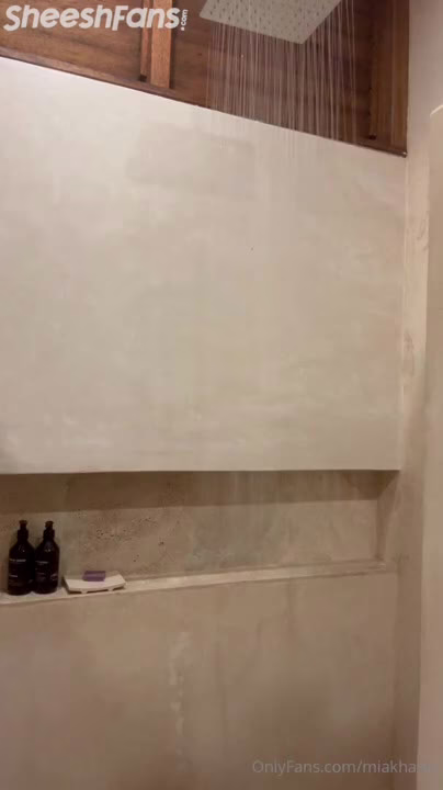 Watch Mia Khalifa Shave Her Arm With Big Tits Out In Shower Leak Ppv Onlyfans Video