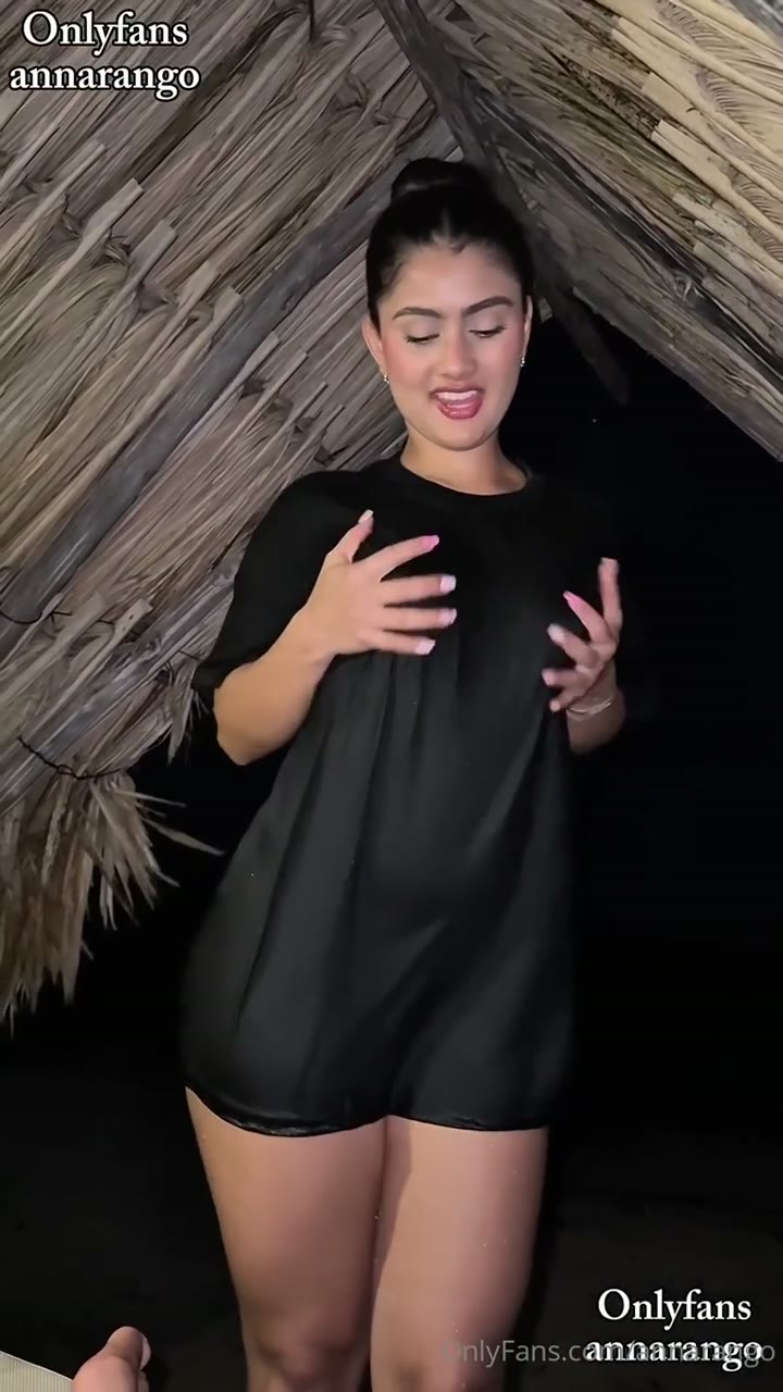 Watch Anna Arango Getting Fucked In The Beach