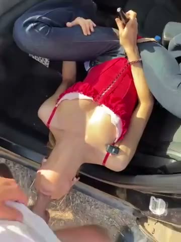Watch Nicoleevien Public Car Sex – Outdoor Blowjob & Doggy Style