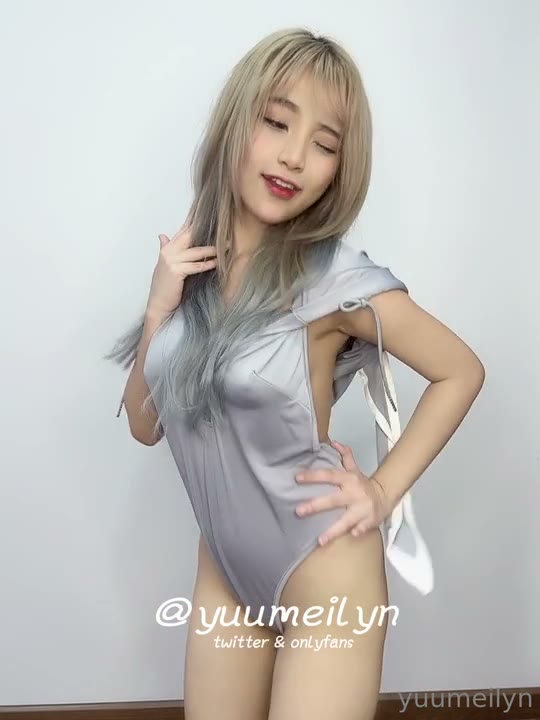 Watch Exposed egirl Charming Yuumeilyn nude porn leak